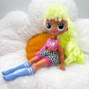 LOL Surprise OMG Lounge Lady Diva Fashion Doll (SKU: 558TO)